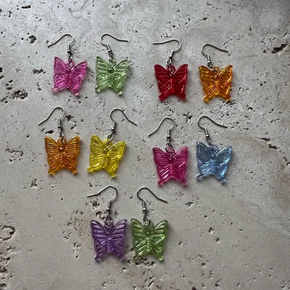 Handmade clear butterfly earrings 🦋 - Picture 2 of 2